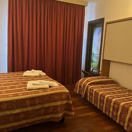 Hg Italia Отель 3*