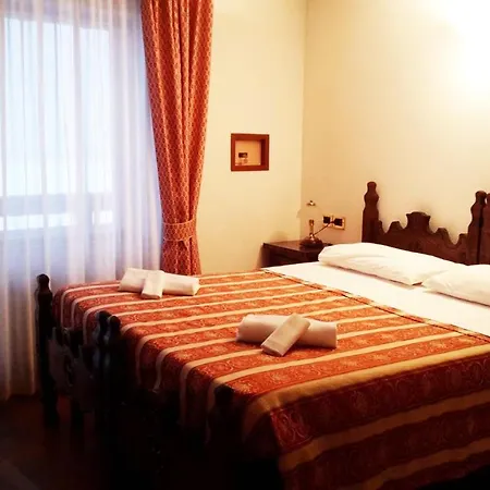 Отель Hg Italia